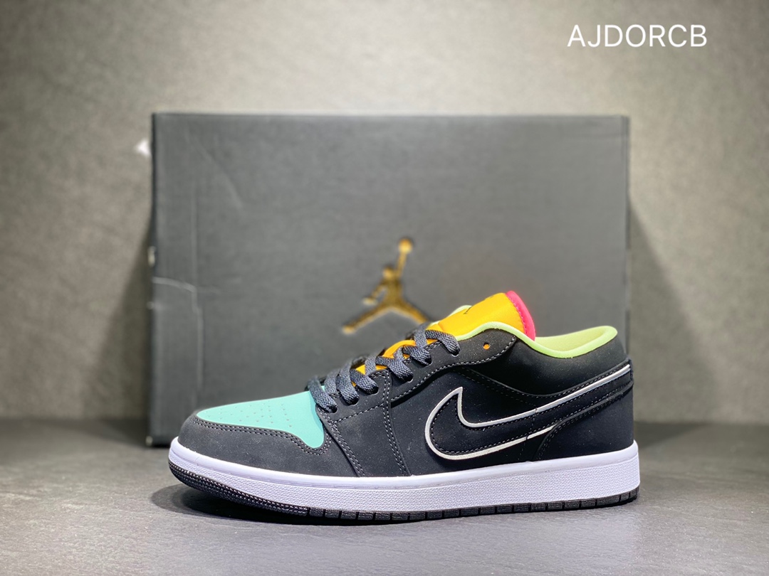 200 Nike AIR JORDAN 1 Low AJ1 乔丹低帮篮球鞋CK3022-013