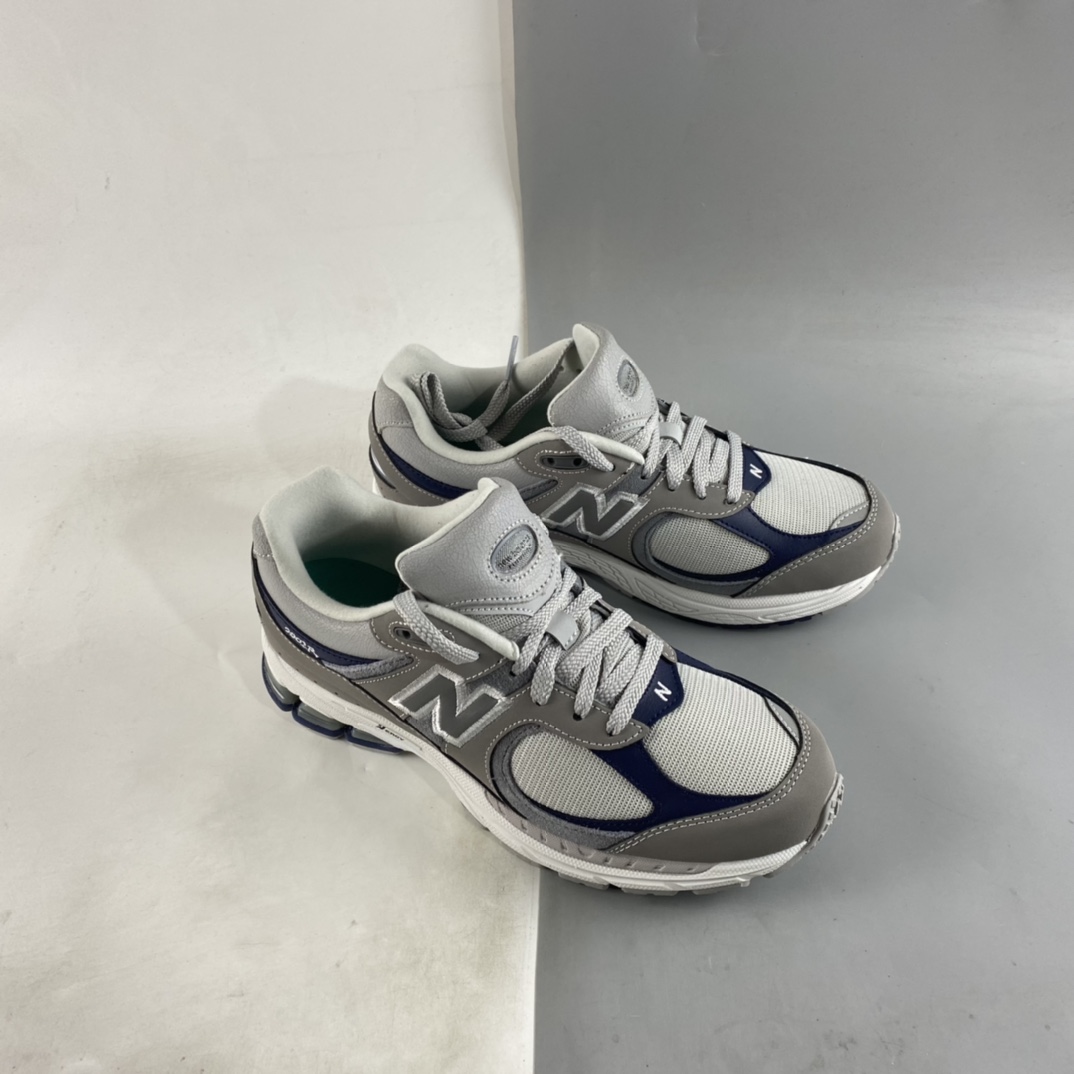 P180 New Balance 2002系列 复古休闲跑步鞋 M2002RTH