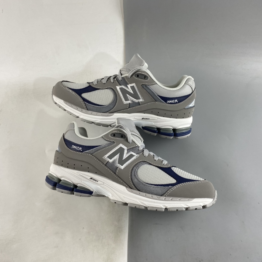 P180 New Balance 2002系列 复古休闲跑步鞋 M2002RTH