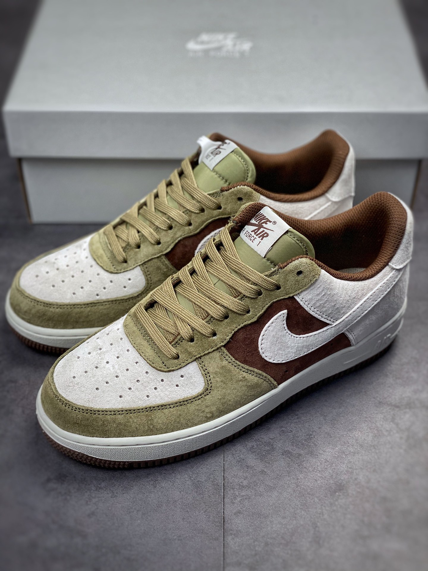 230 Nike Air Force 1 Low 07 灰绿麂皮 DB2260-199