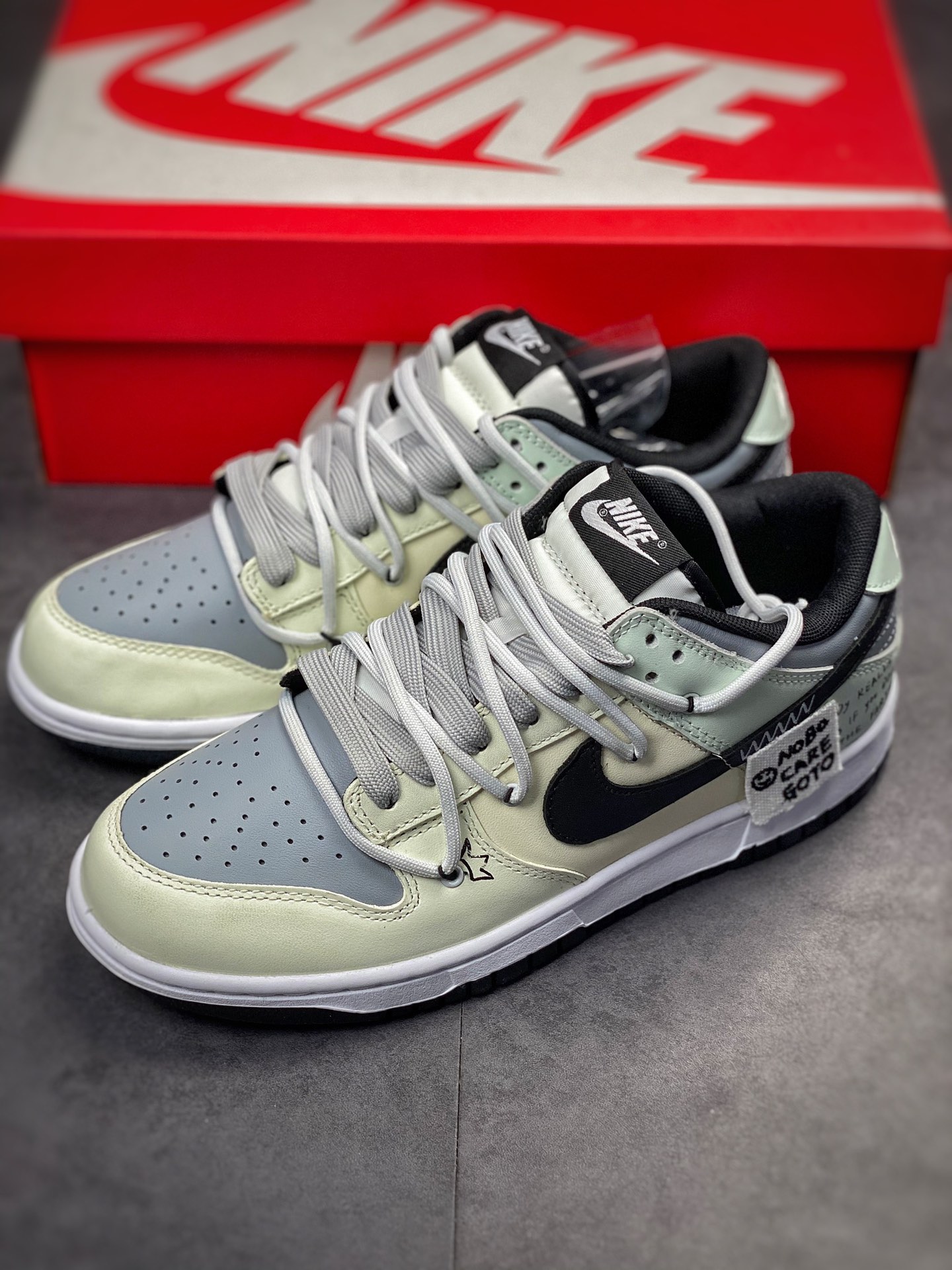 240 Nike SB Dunk Low EWB “Knicks”帆布鞋 DD1391-100