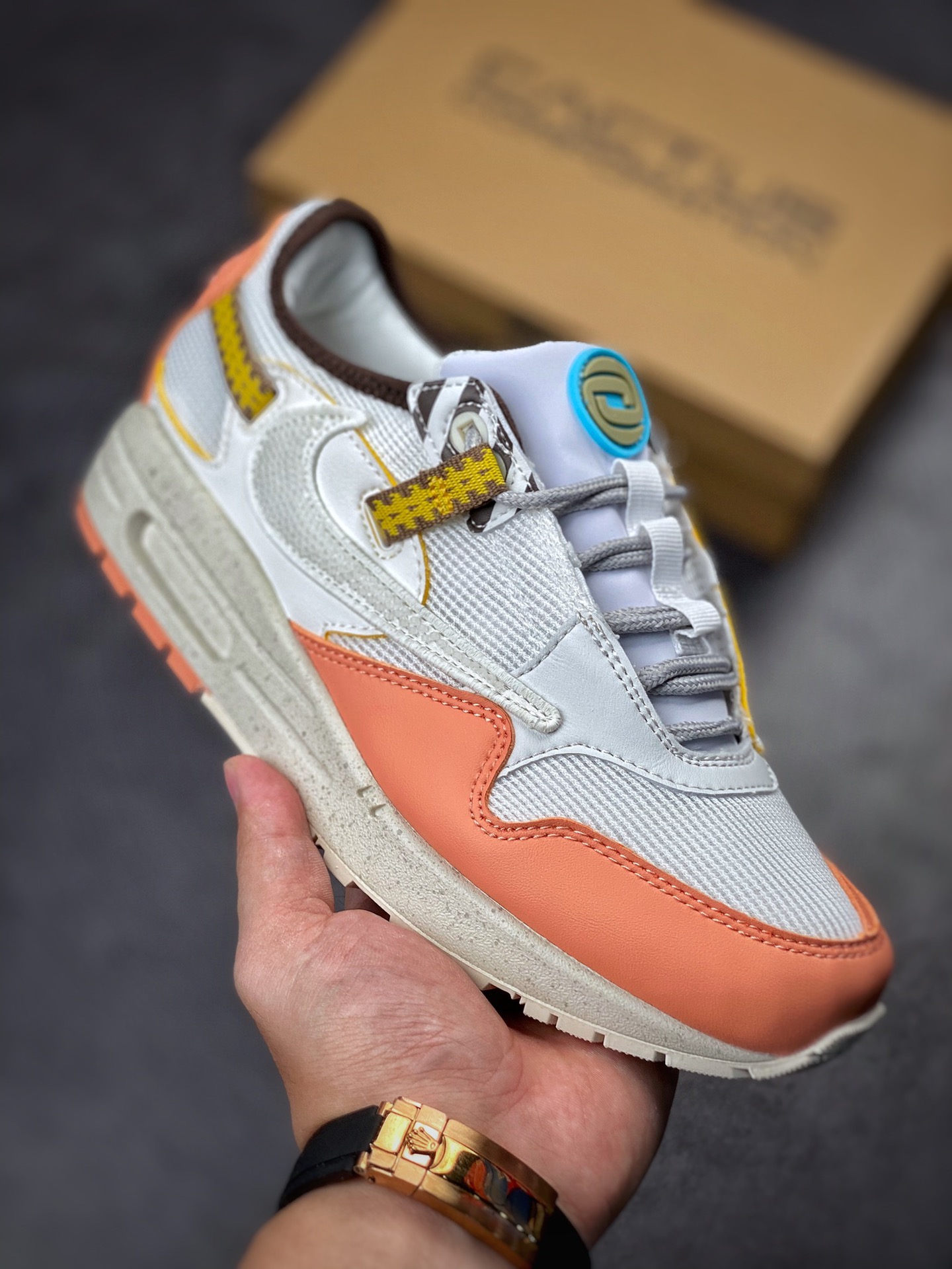 230 Travis Scott x Nike Air Max 1 “Cactus Jack” 经典倒钩  DO9392-800