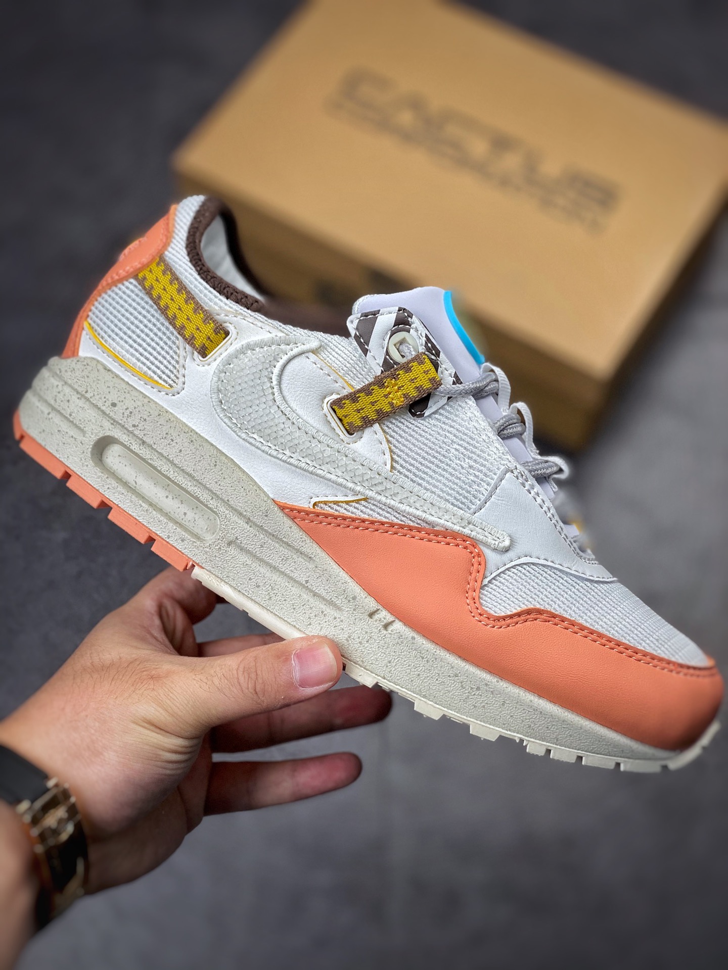 230 Travis Scott x Nike Air Max 1 “Cactus Jack” 经典倒钩  DO9392-800