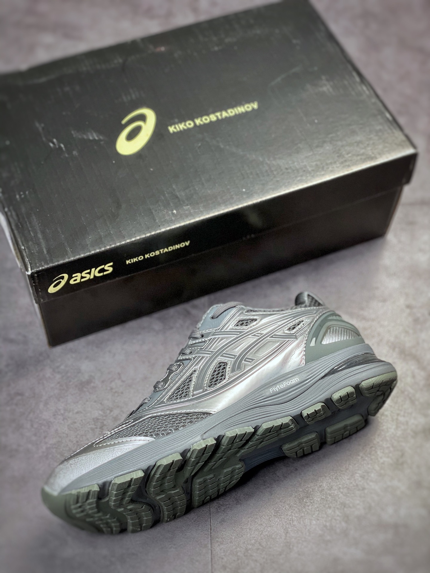 400 Kiko Kostadinov x Asics Gel-Korika 亚瑟士联名跑鞋 1023A010-020