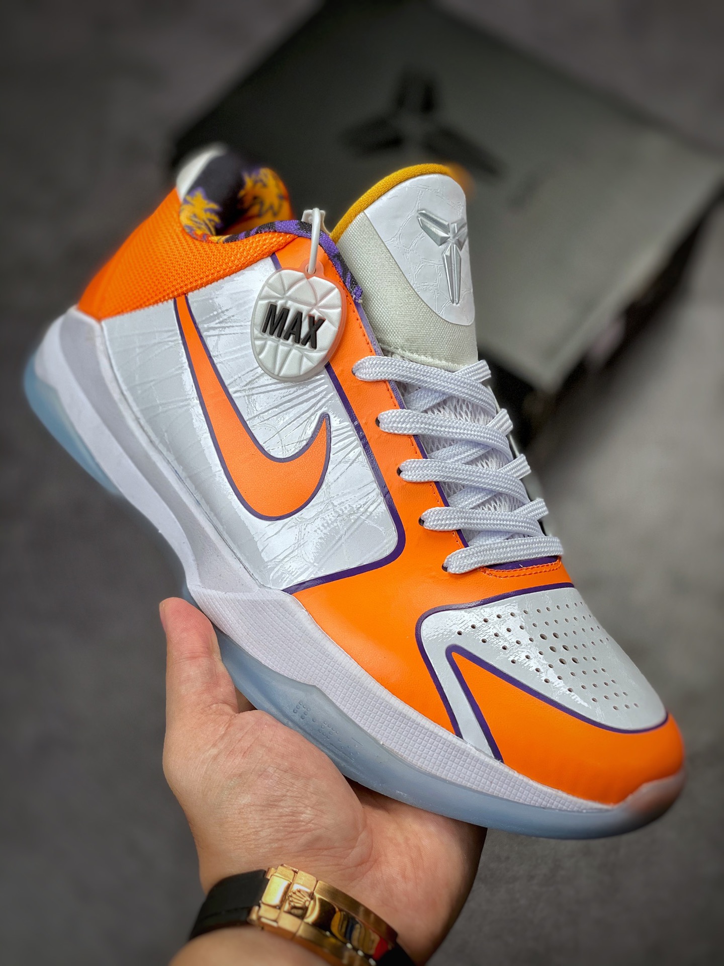 270 致敬Kobi 情怀满满 先行版 NIKE ZOOM KOBE 5 PROTRO 科比五代CD4991-106