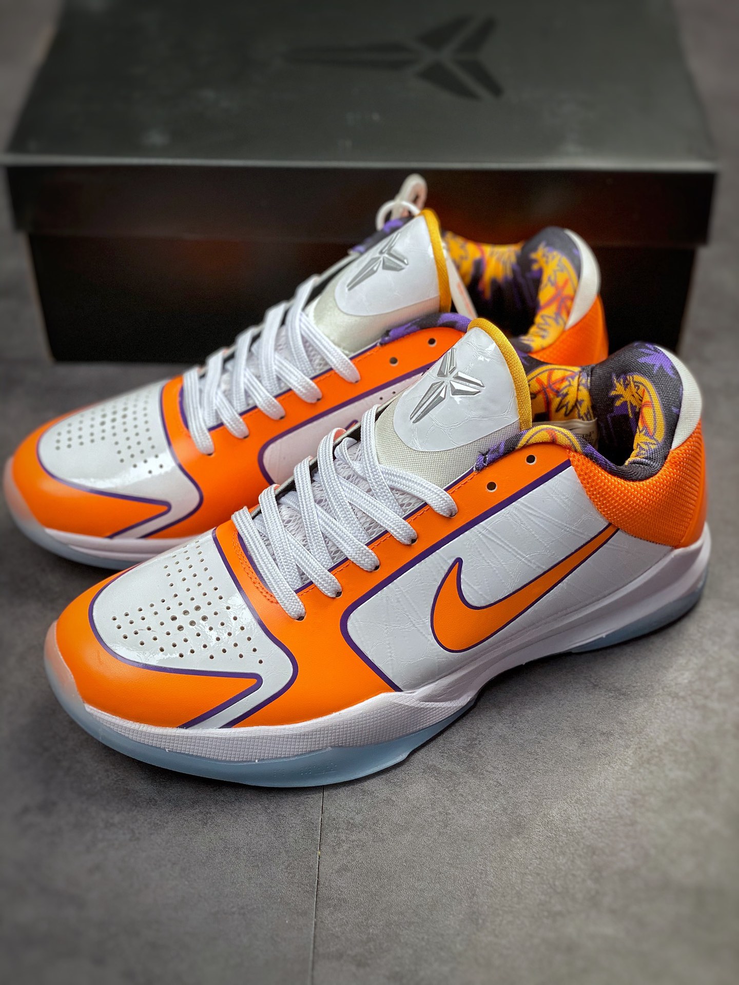 270 致敬Kobi 情怀满满 先行版 NIKE ZOOM KOBE 5 PROTRO 科比五代CD4991-106