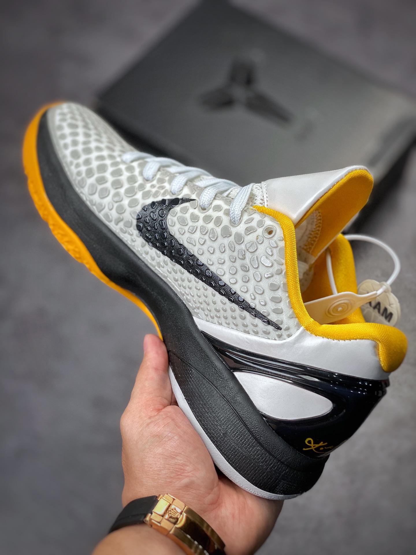 300 Nike Zoom Kobe VI Protro ZK6 科比六代低帮运动篮球鞋CW2190-100