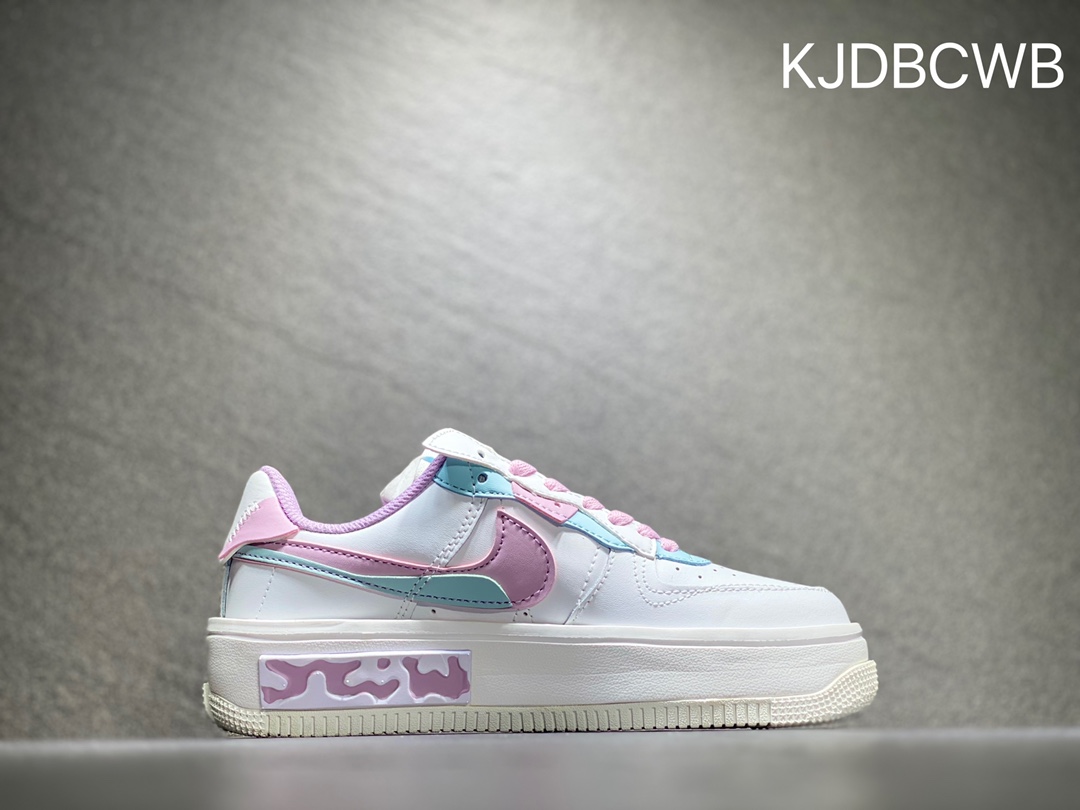 220 Nike Air Force 1 空军一号 Cw6688-607