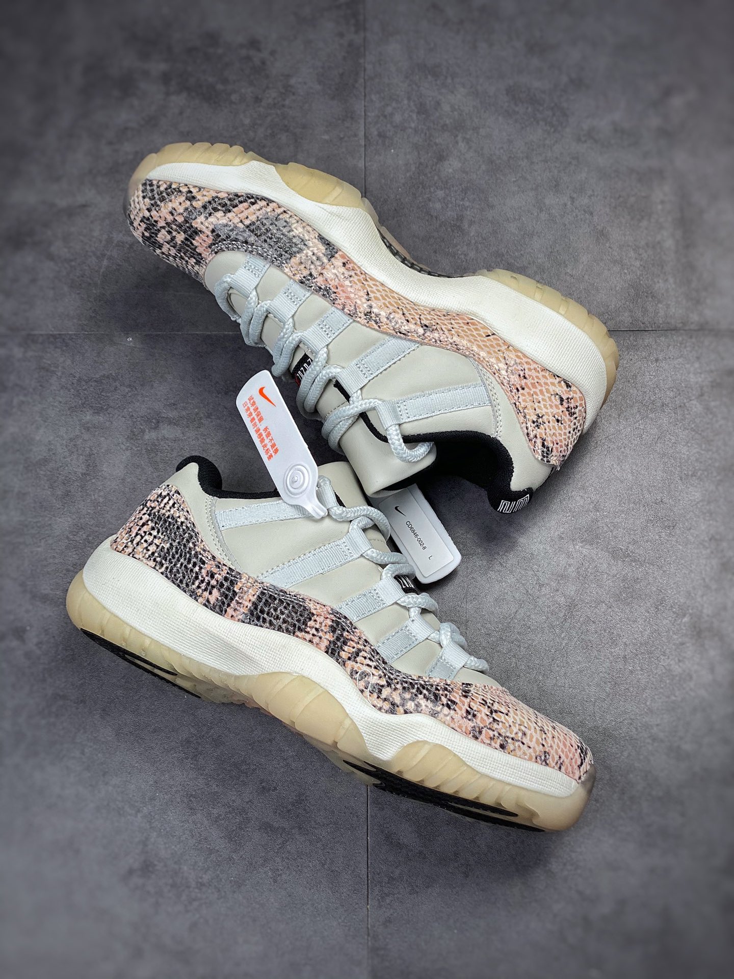 250 Air Jordan 11 Low “Snakeskin” 复刻白蛇 CD6846-002