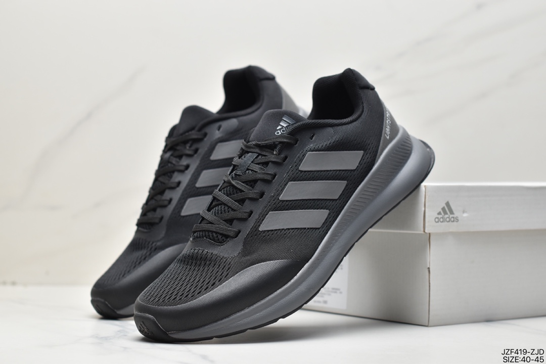 145 阿迪达斯ADIDAS LIGHTSRIKE GO 新款网面跑步鞋休闲运动鞋