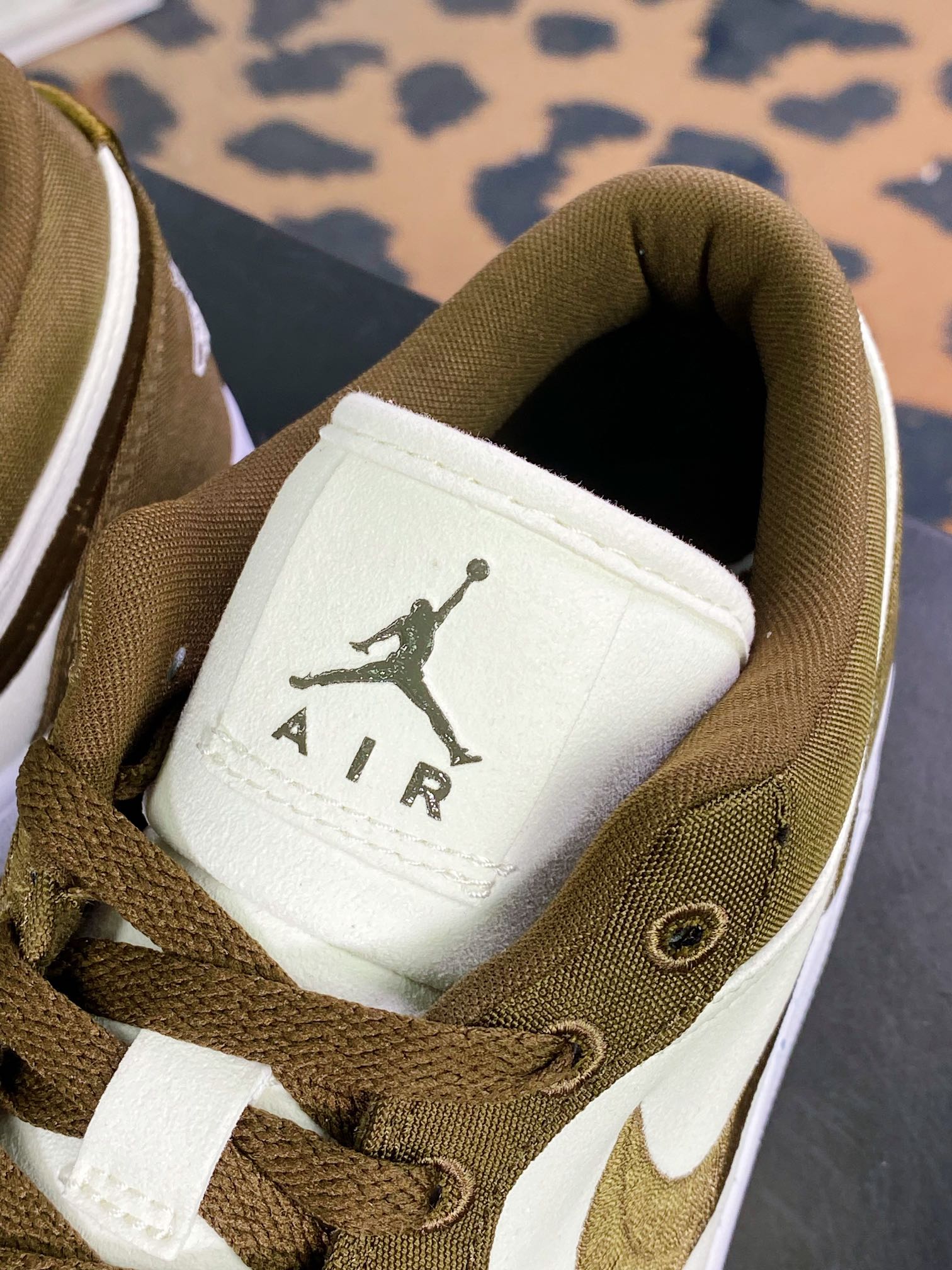 220 Air Jordan 1 Low SE”Mocha/Brown/White”AJ1乔丹一代低帮篮球鞋DV0426-301