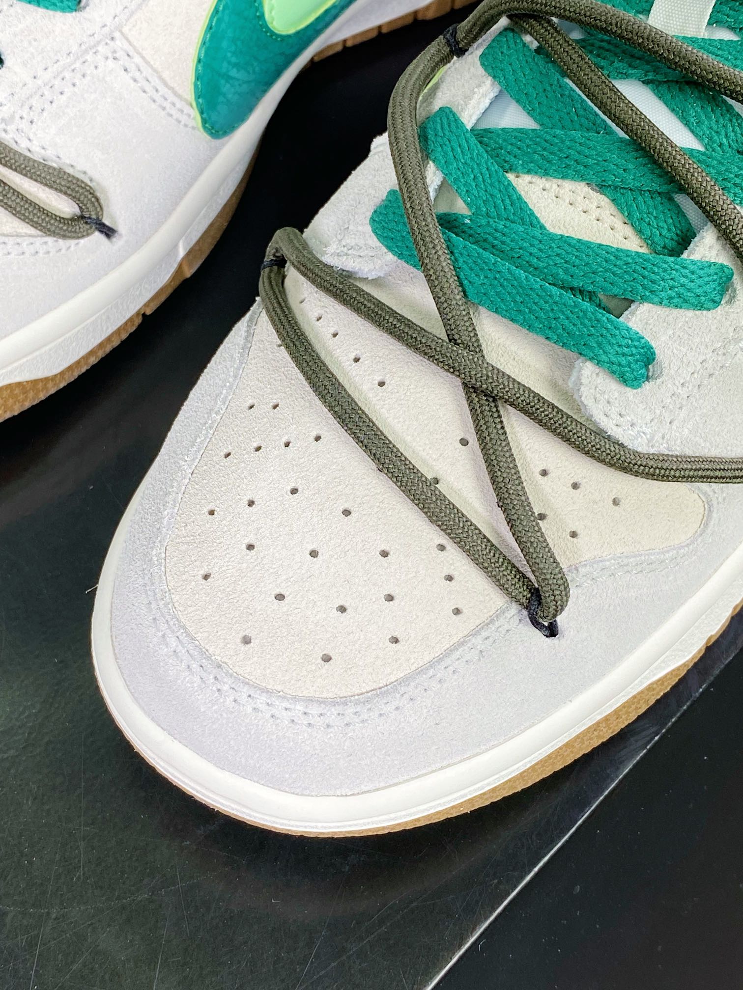 320 SB Dunk Low SE”85 Grey Green”扣篮系列低帮休闲运动滑板板鞋DO9457-100