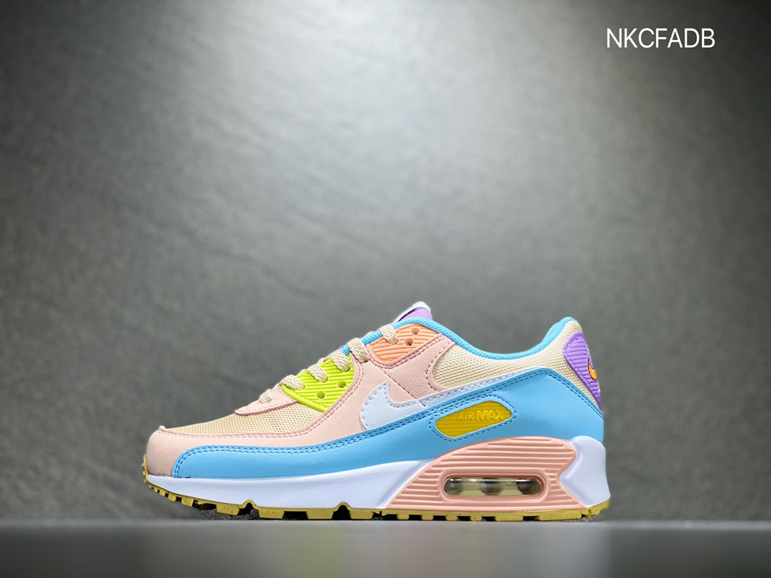 160 Nike Air Max 90 Futura 低帮 复古运动跑鞋  DC9845-100