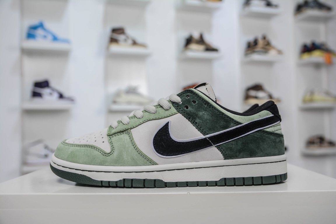 320 Otomo Katsuhiro x Nike SB Dunk Low ”Steamboy OST”草绿 麂皮 LF0068-001