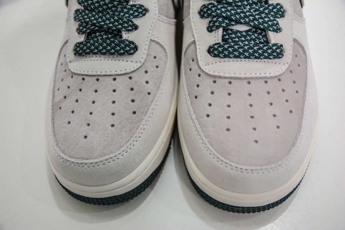 260 Air Force 1 Low Premium PE”Four Horsemen”空军一号经典低帮DZ3696-002