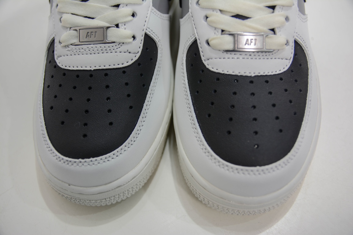 220 Air Force 1 Low 白黑灰 RS2696-112