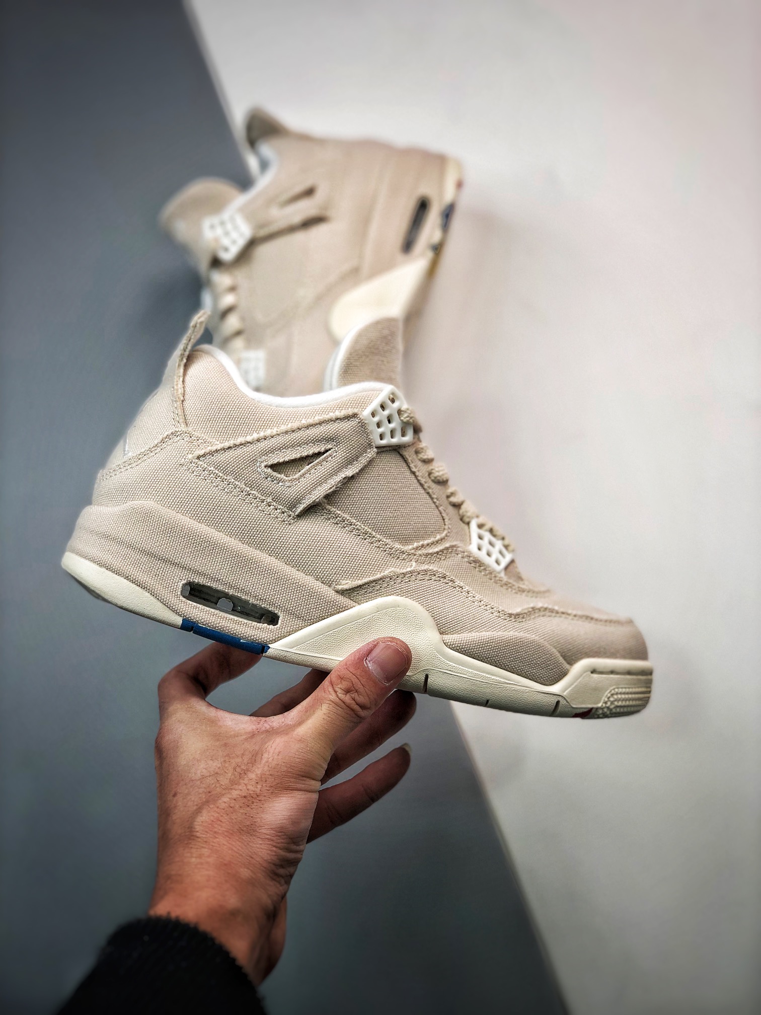 300 Air Jordan 4 Retro“Canvas” 小Levi's 米白帆布 DQ4909-100