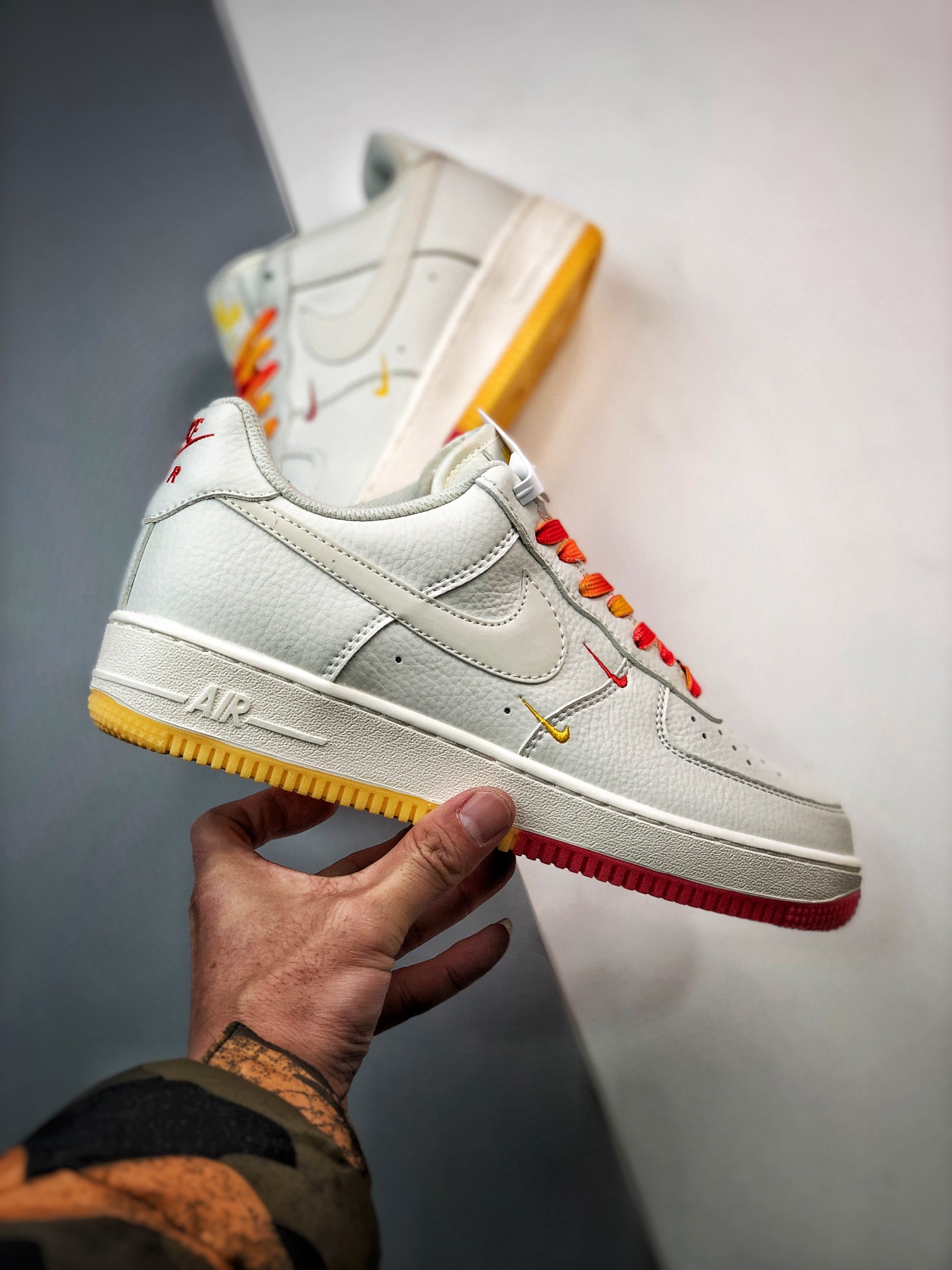 260 Air Force 1 '07 Low 串标红黄小钩HQ8863-996