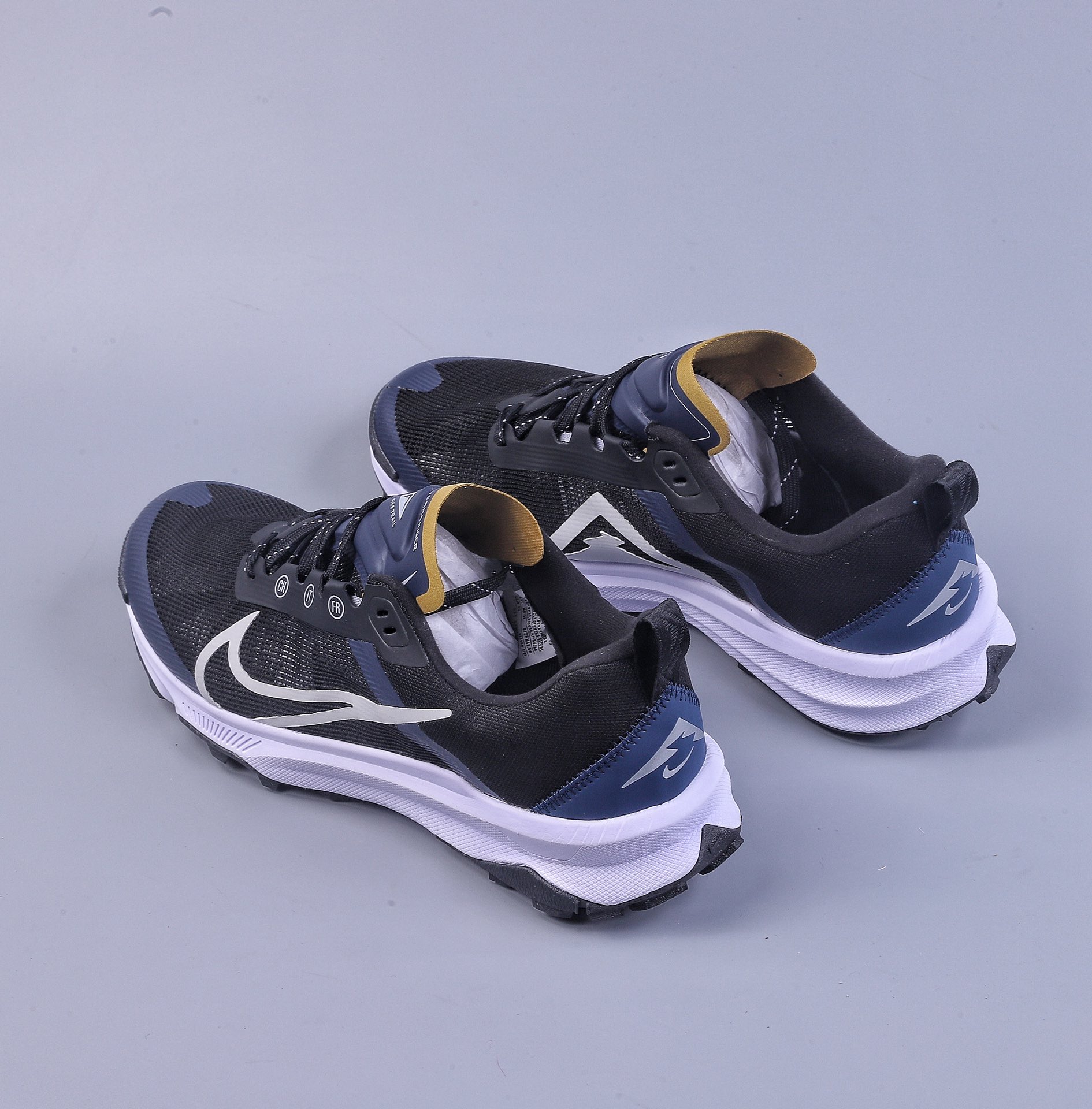 180 Nike React Pecasus Trail 4 GORE-TEX 飞马涡踪迹4代DR2693-400