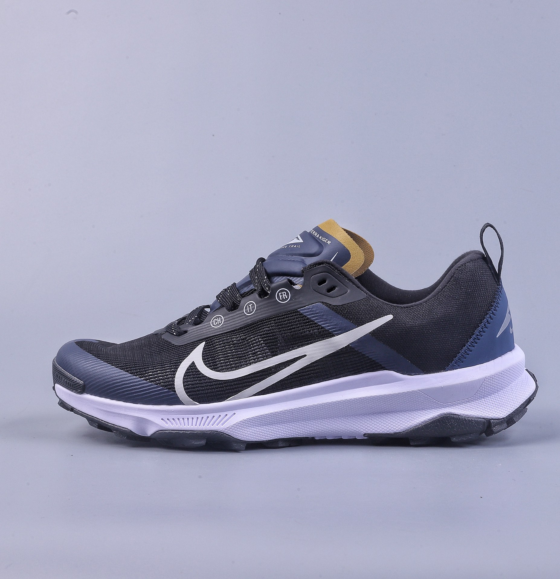 180 Nike React Pecasus Trail 4 GORE-TEX 飞马涡踪迹4代DR2693-400