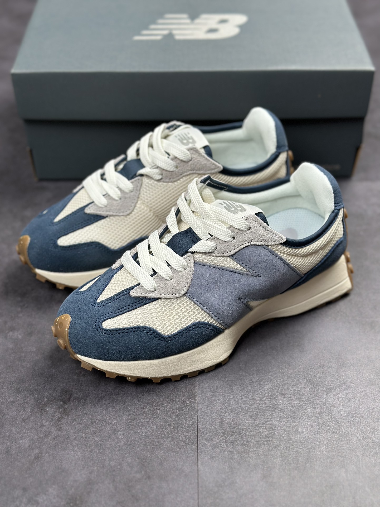 150 New Balance MS327系列 复古休闲运动慢跑鞋 MS327RD