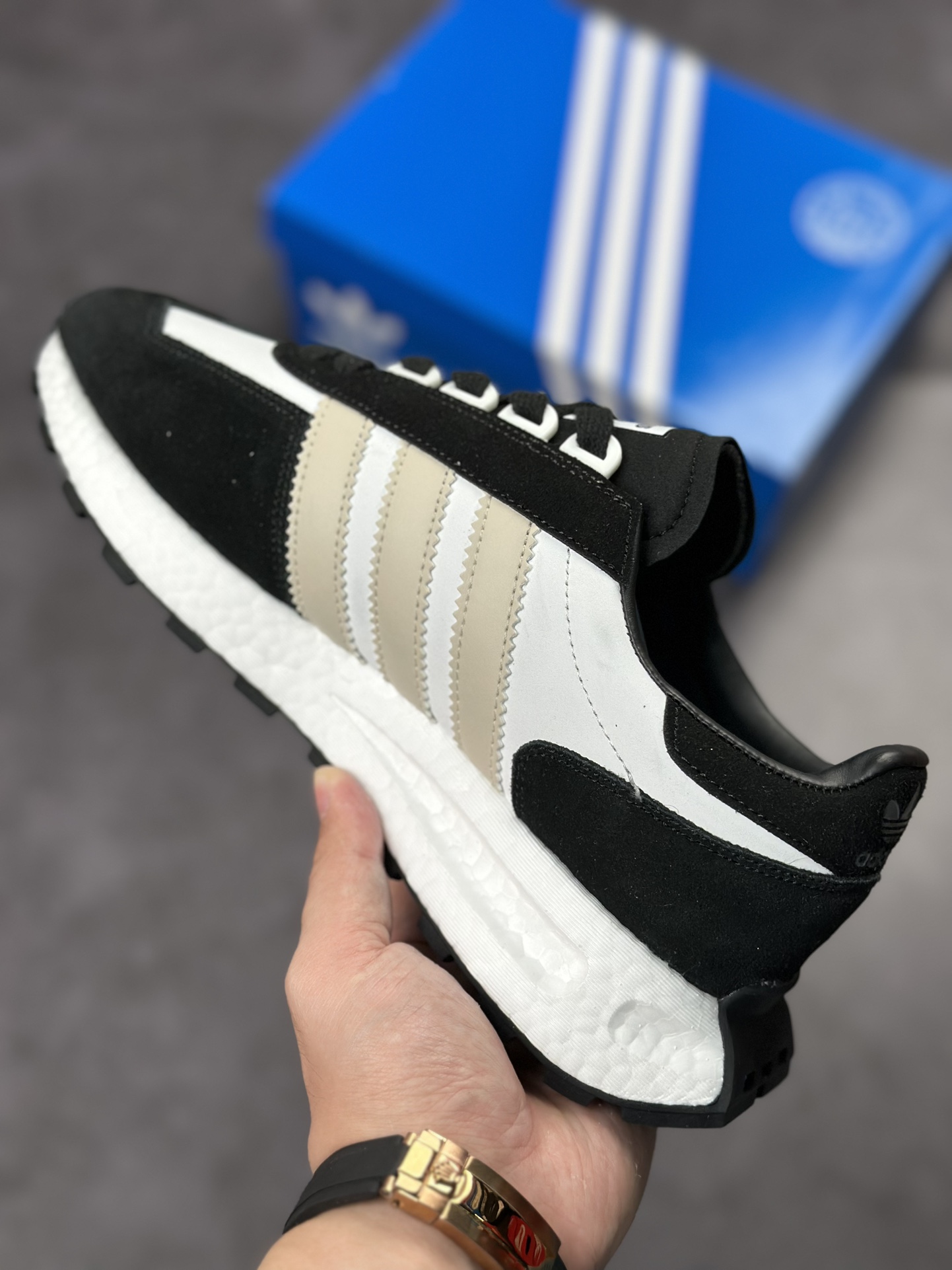 200 adidas Racing E5 Boost Prototype 速度轻盈复古系列  IE1937