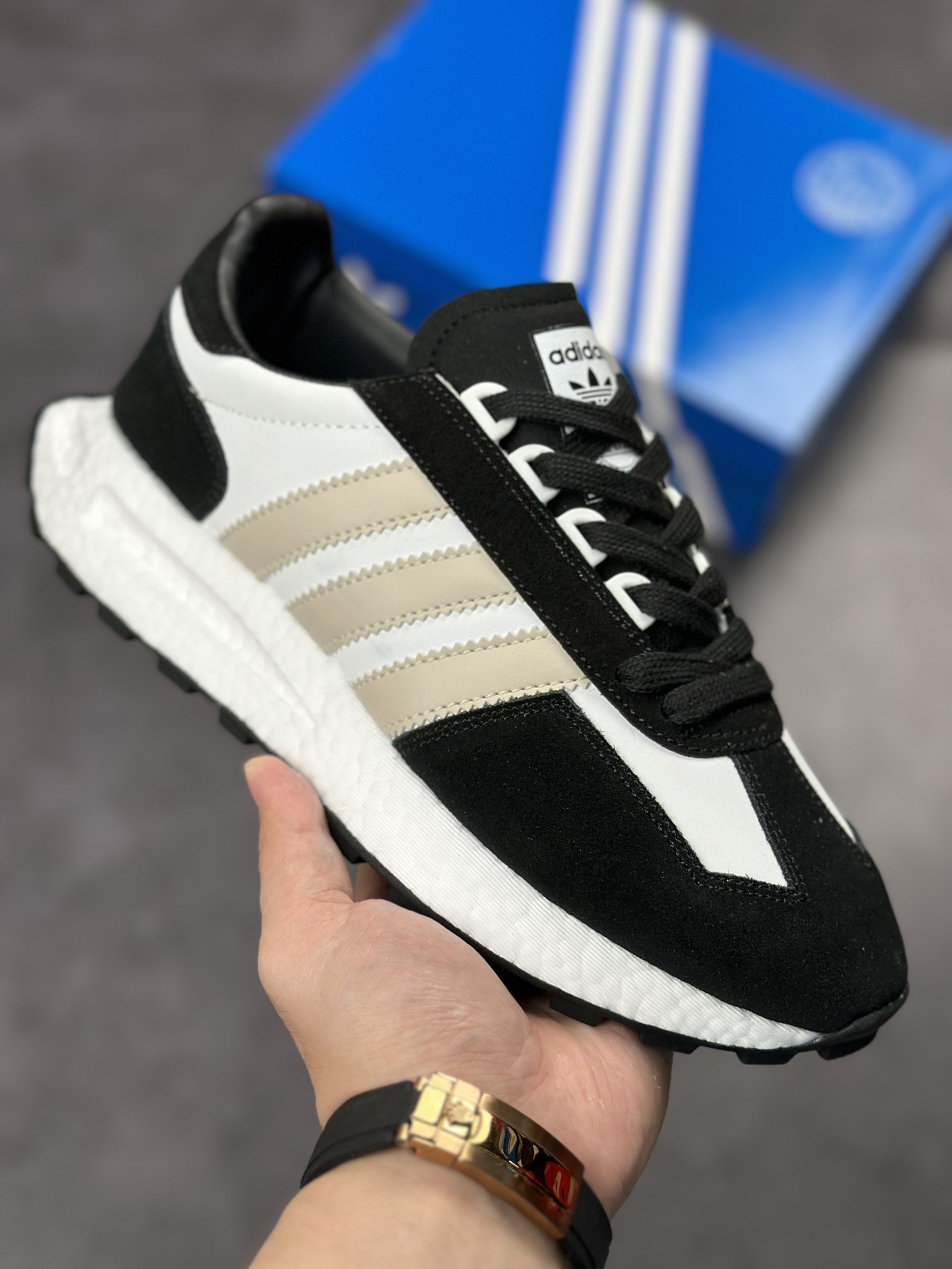 200 adidas Racing E5 Boost Prototype 速度轻盈复古系列  IE1937