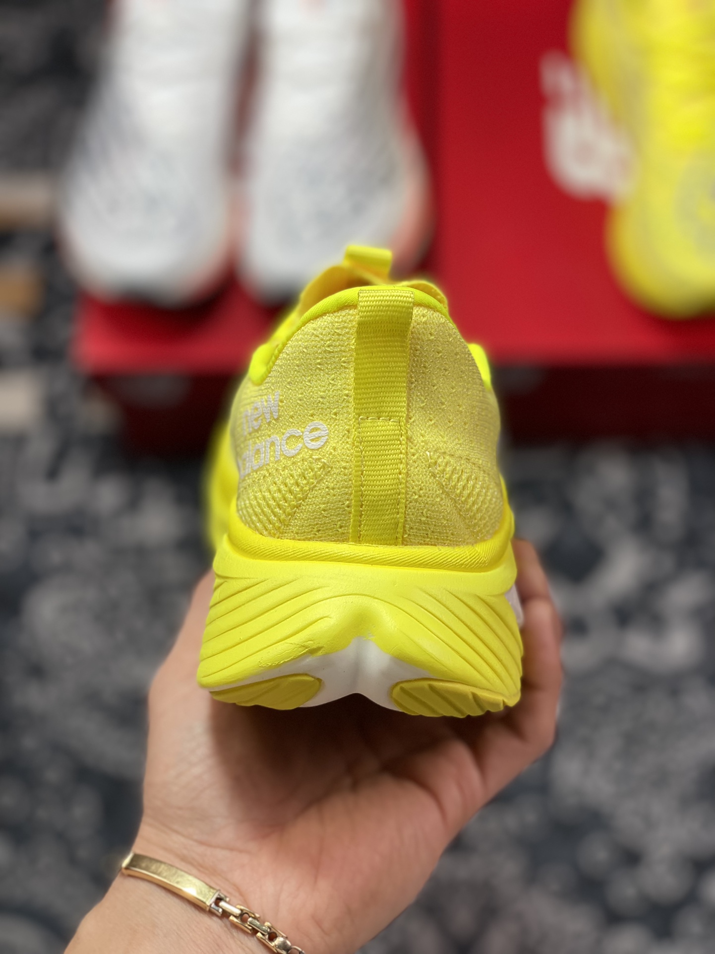 240 New Balance FuelCell SC Elite V3”Yellow/White”燃料舱慢跑鞋“网纱亮黄白”MRLCELCP3