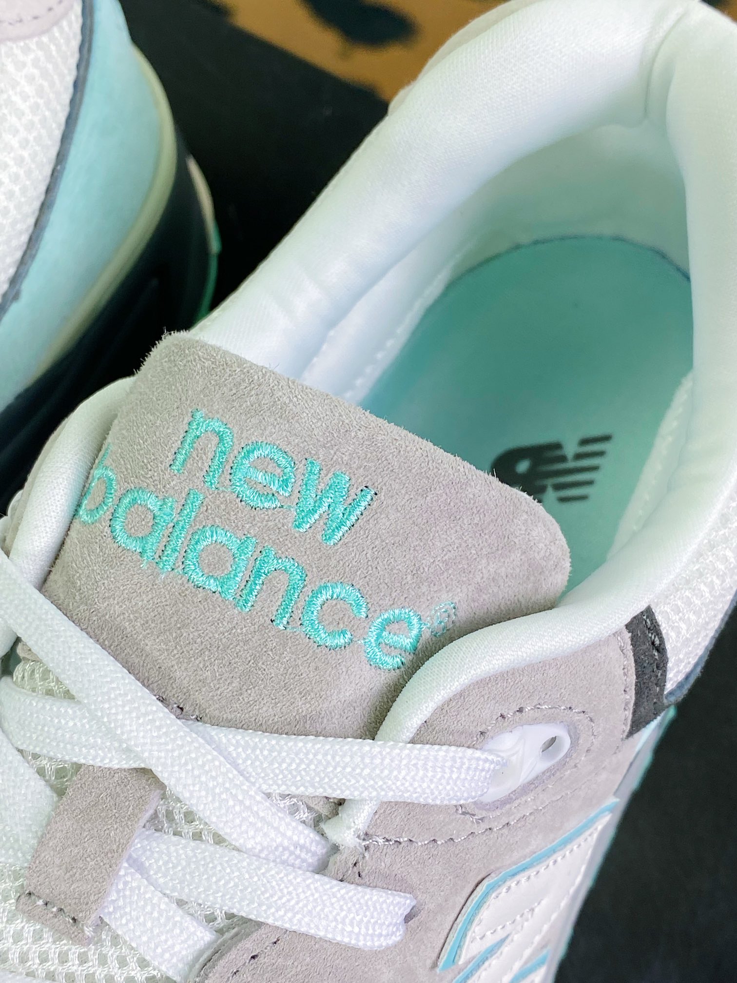 220 新百伦New Balance NB999系列经典复古百搭休闲运动慢跑鞋“浅灰薄荷”ML999KGM