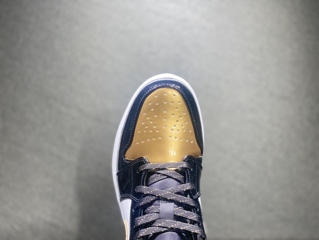 200 Nike AIR JORDAN 1 Low AJ1 乔丹低帮篮球鞋 DR6970-071