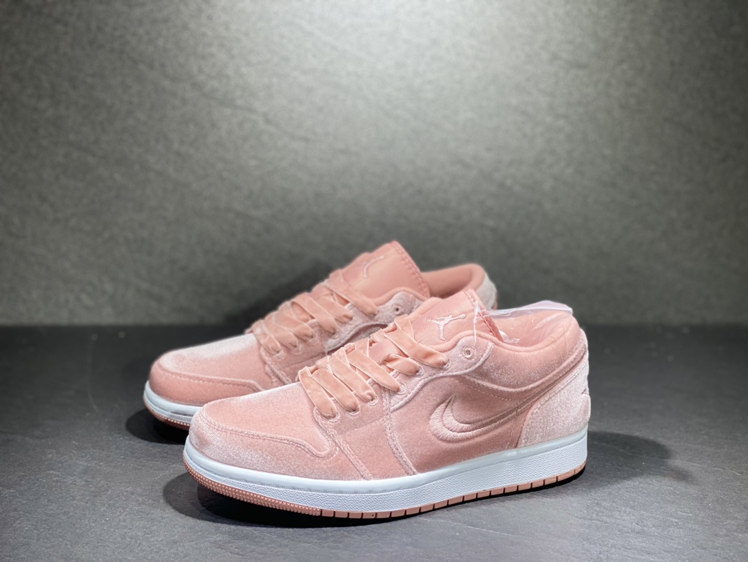 240 Air Jordan 1 Low aj1 乔1低帮篮球鞋 DQ8396-600