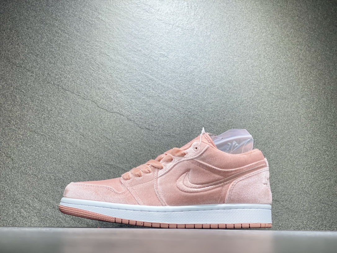 240 Air Jordan 1 Low aj1 乔1低帮篮球鞋 DQ8396-600