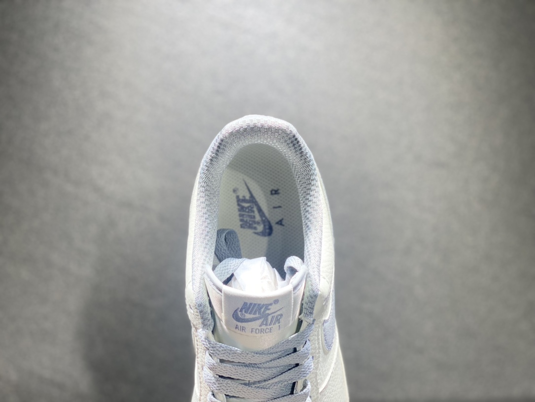 240 Nike Air Force 1 空军一号运动板鞋 NK6369-566