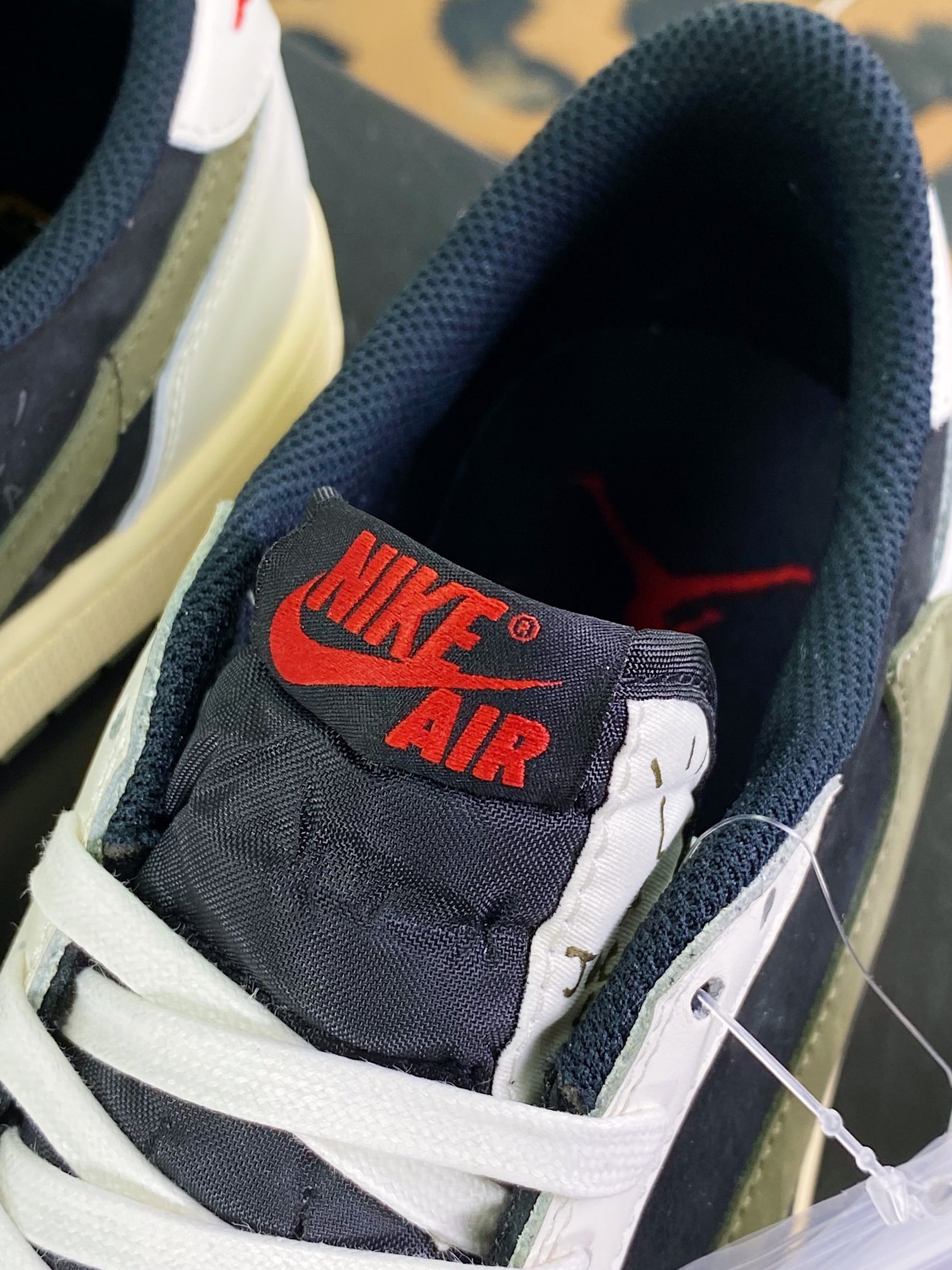 400 Travis Scott x 【Nike】 Air Jordan 1 Retro Low OG”Cactus Jack”AJ1乔丹一代DZ4137-106