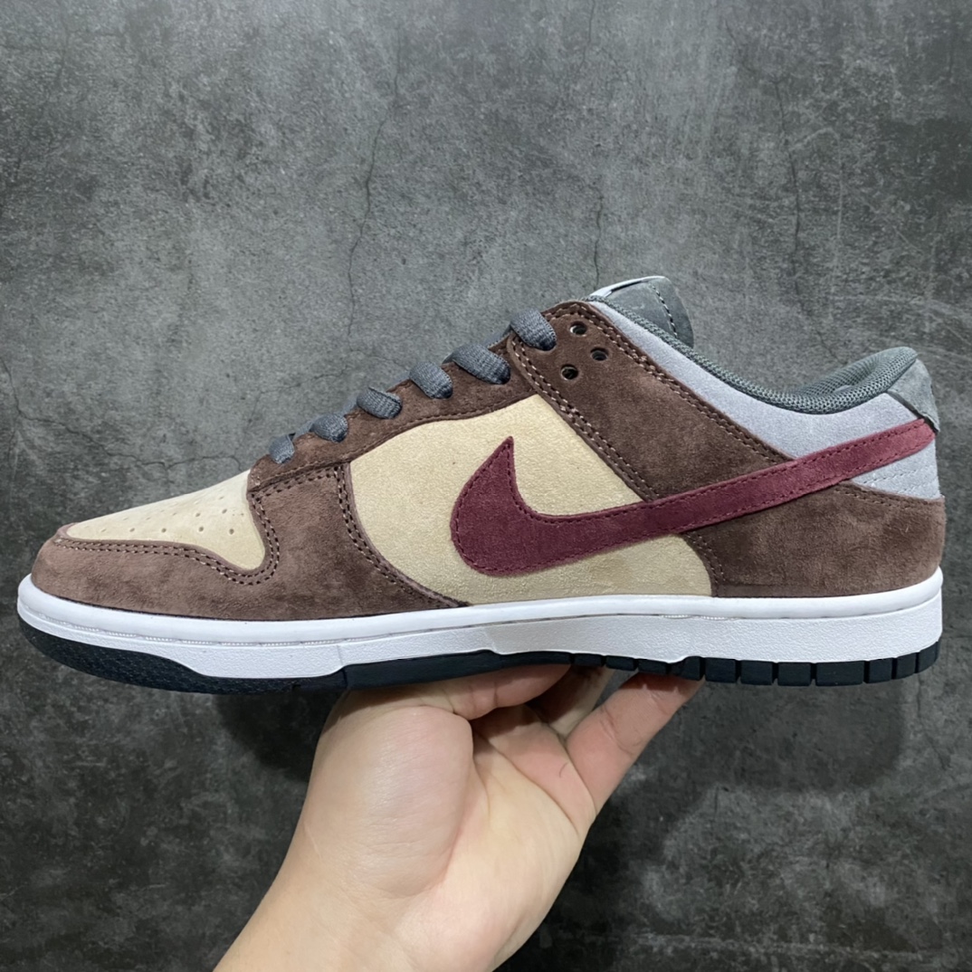 320 Otomo Katsuhiro x Nike SB Dunk Low ”Steamboy OST” 大友克洋联名 蒸汽少年系列 CV1026-053