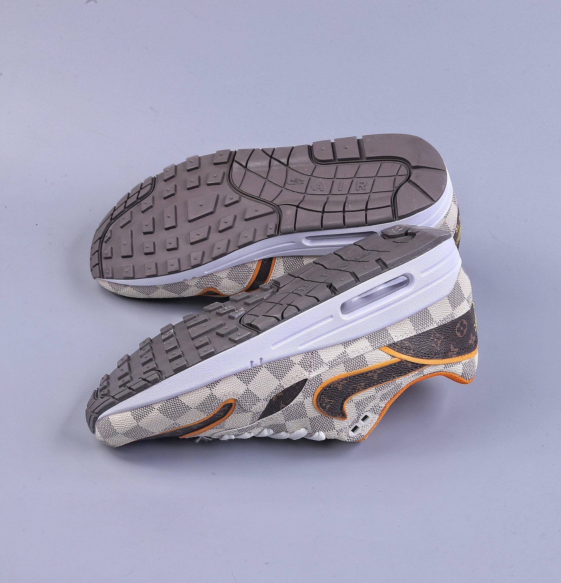 240 Nike Air Max 1 路易威登 lv联名 复古休闲跑步鞋 DA8301-556