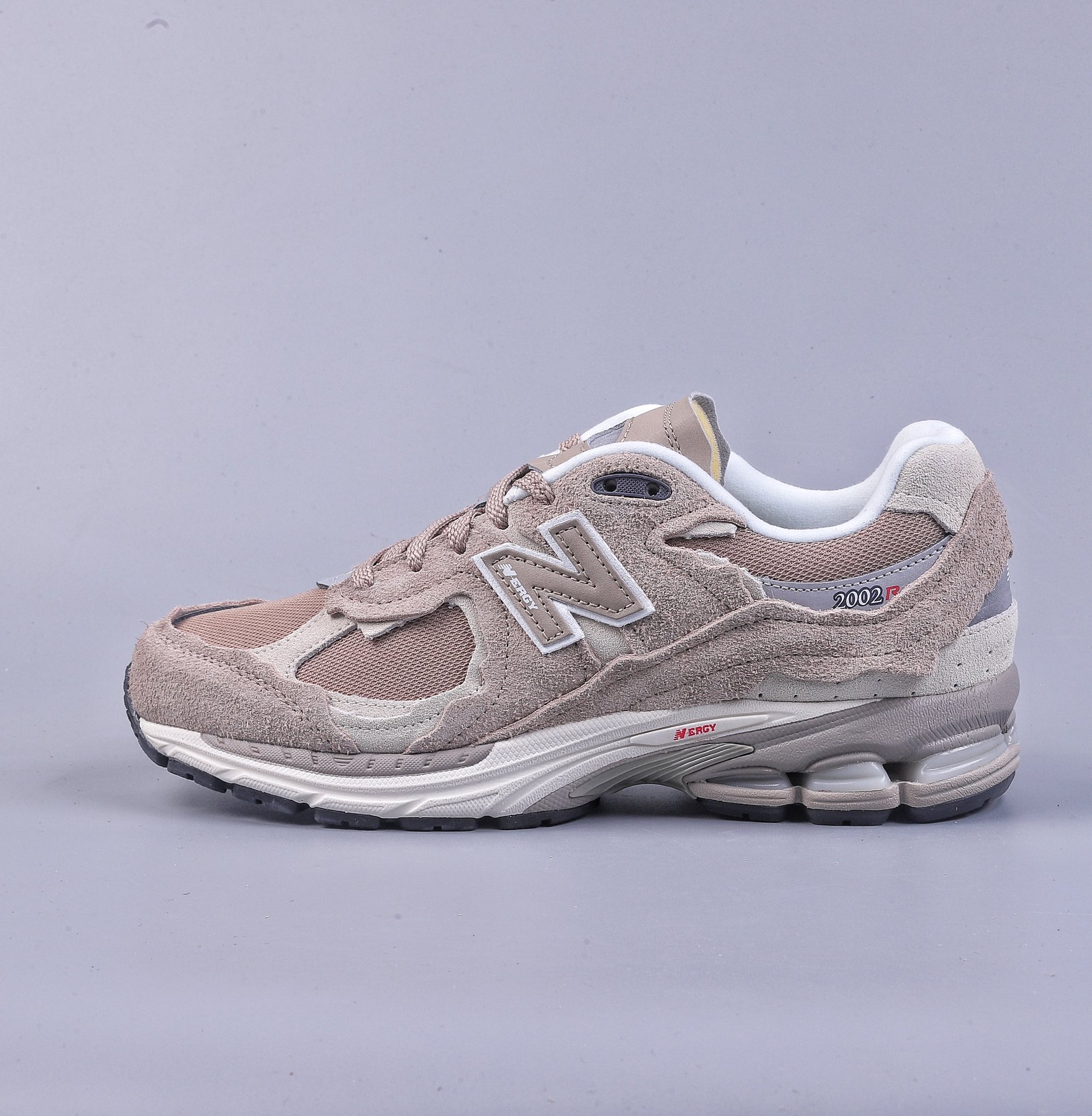 200   New Balance 2002R 浅卡其 新百伦经典配色 M2002RDL