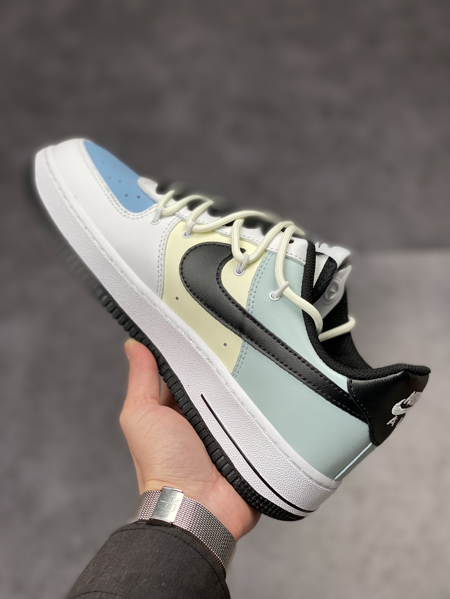 230 Nike Air Force 1 Low 07 浅蓝黑皇冠涂鸦 DH7561-102