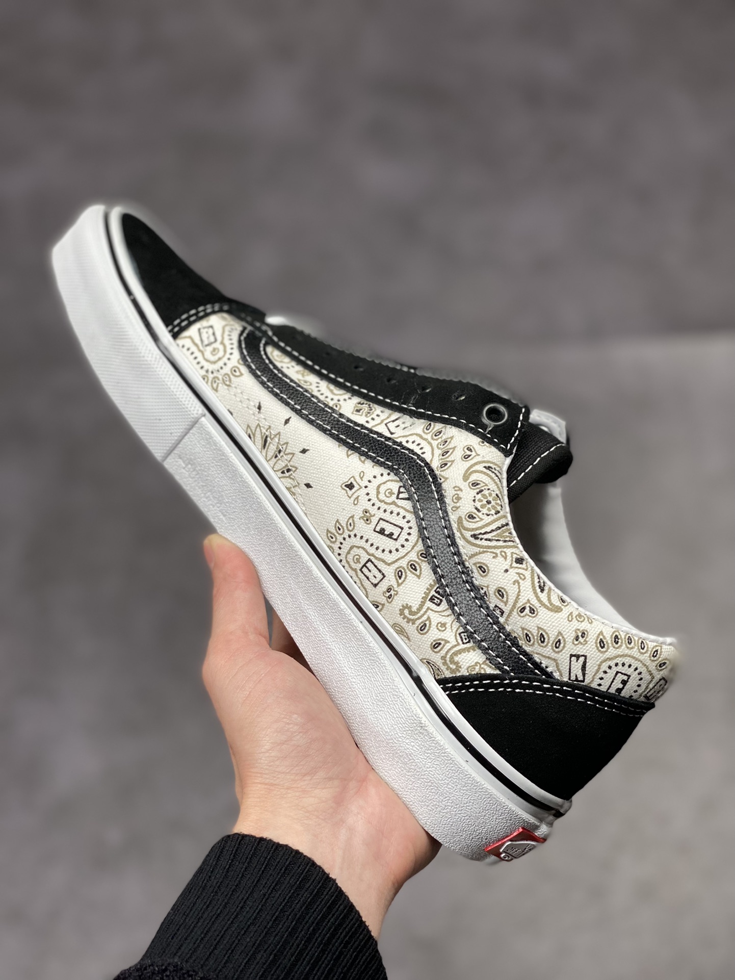 140 VANS OLDSKOOL PRO X BAKER 联名 腰果花帆布鞋来咯