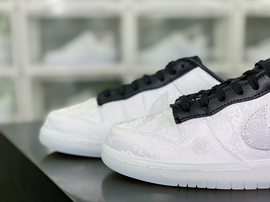 300 Fragment Design x Clot x 【Nike】 SB Dunk Low”20th Anniversary/White Silk”扣篮系“联名丝绸白黑刮刮乐”FN0315-110