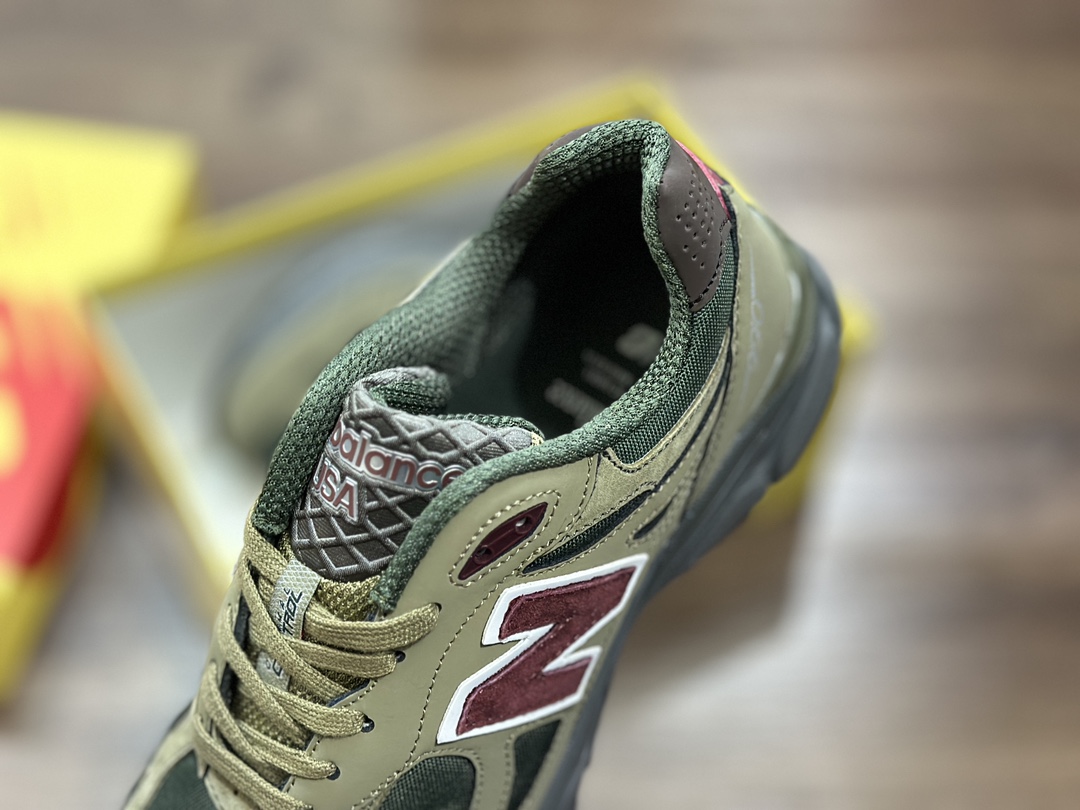 240 New Balance M990GP3新百伦 复古休闲跑步鞋  M990GP3