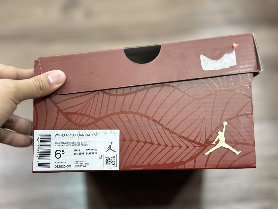 260 Nike Air Jordan 1 mid AJ中帮 DZ2820-601