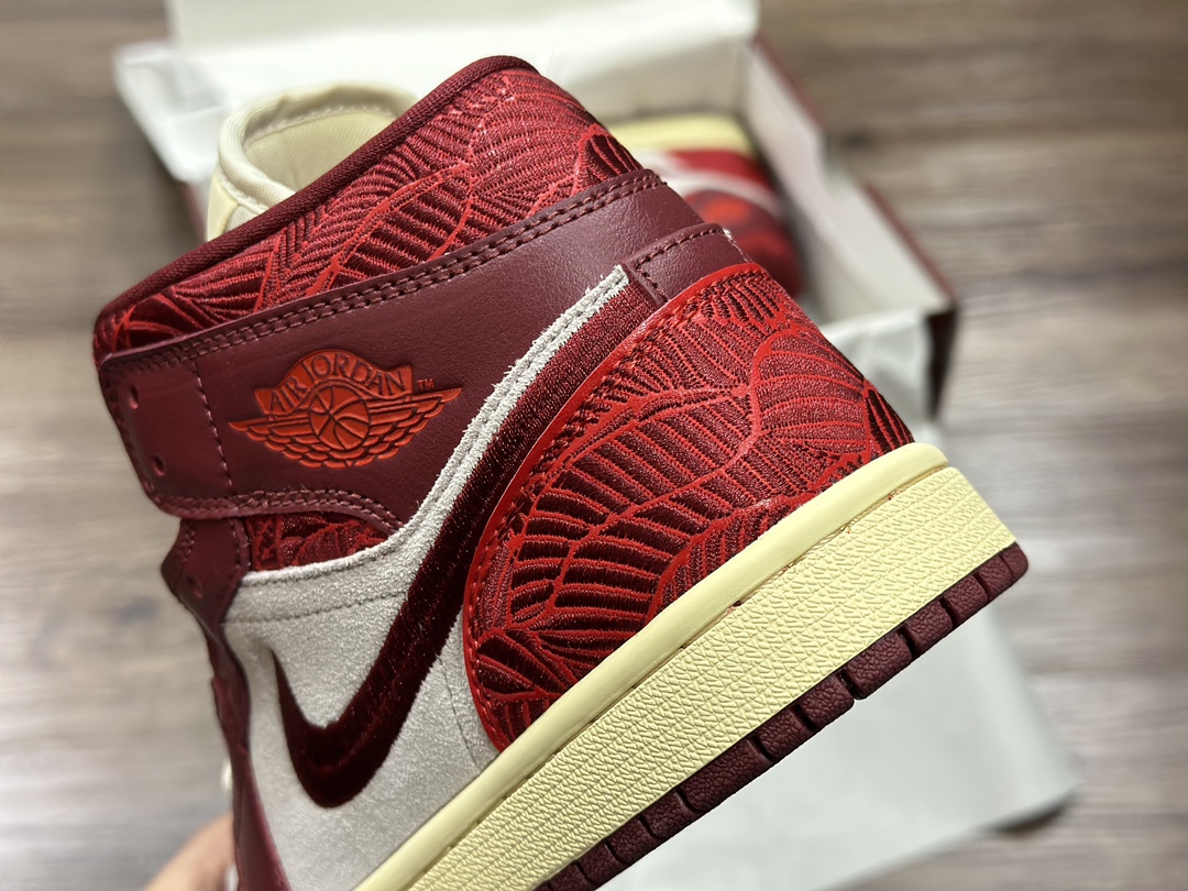 260 Nike Air Jordan 1 mid AJ中帮 DZ2820-601