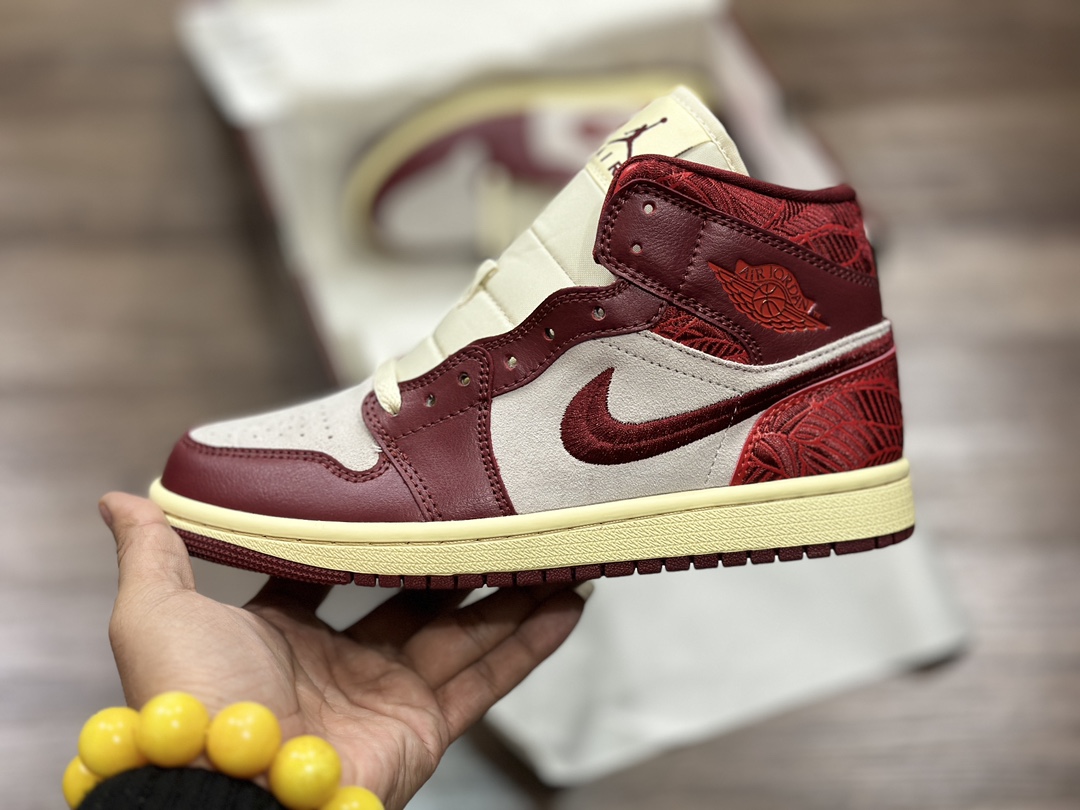 260 Nike Air Jordan 1 mid AJ中帮 DZ2820-601