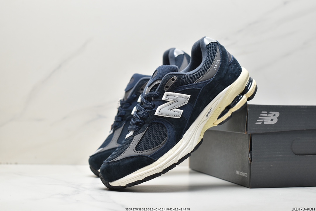 160 新百伦New Balance M2002系列美产血统经典W2002RCA