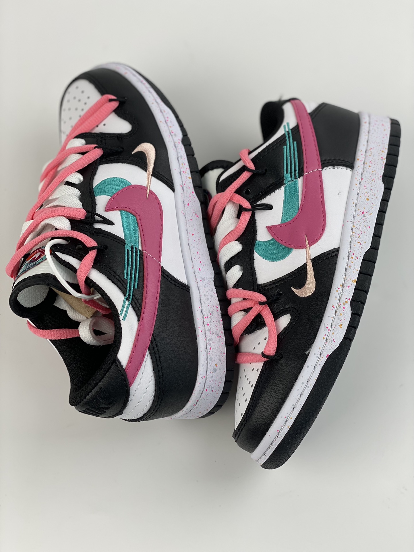 240 NIKE SB Dunk Low 三钩绑带 FD4623-113-63