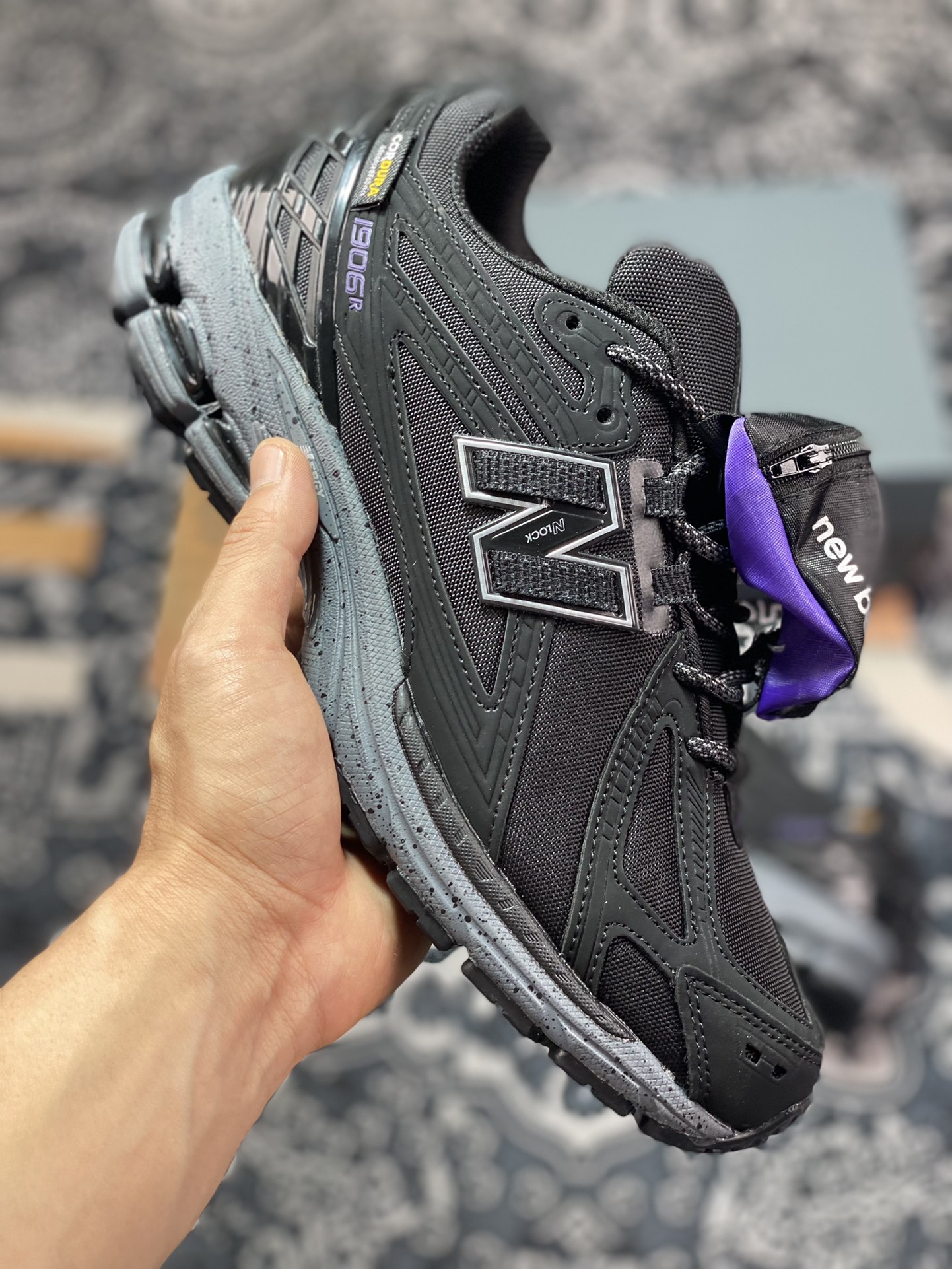 260 NB新百伦New Balance M1906R”Cordura”系列复古老爹风休闲运动慢跑鞋“网布黑紫灰”M1906ROC