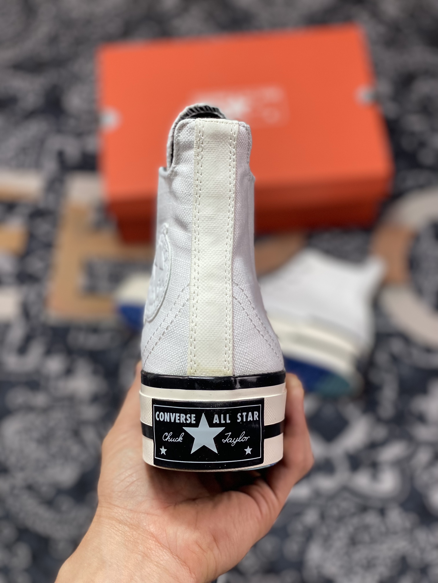 180 Converse 奇光造异彩 绚烂光彩变色龙 UV光敏变色