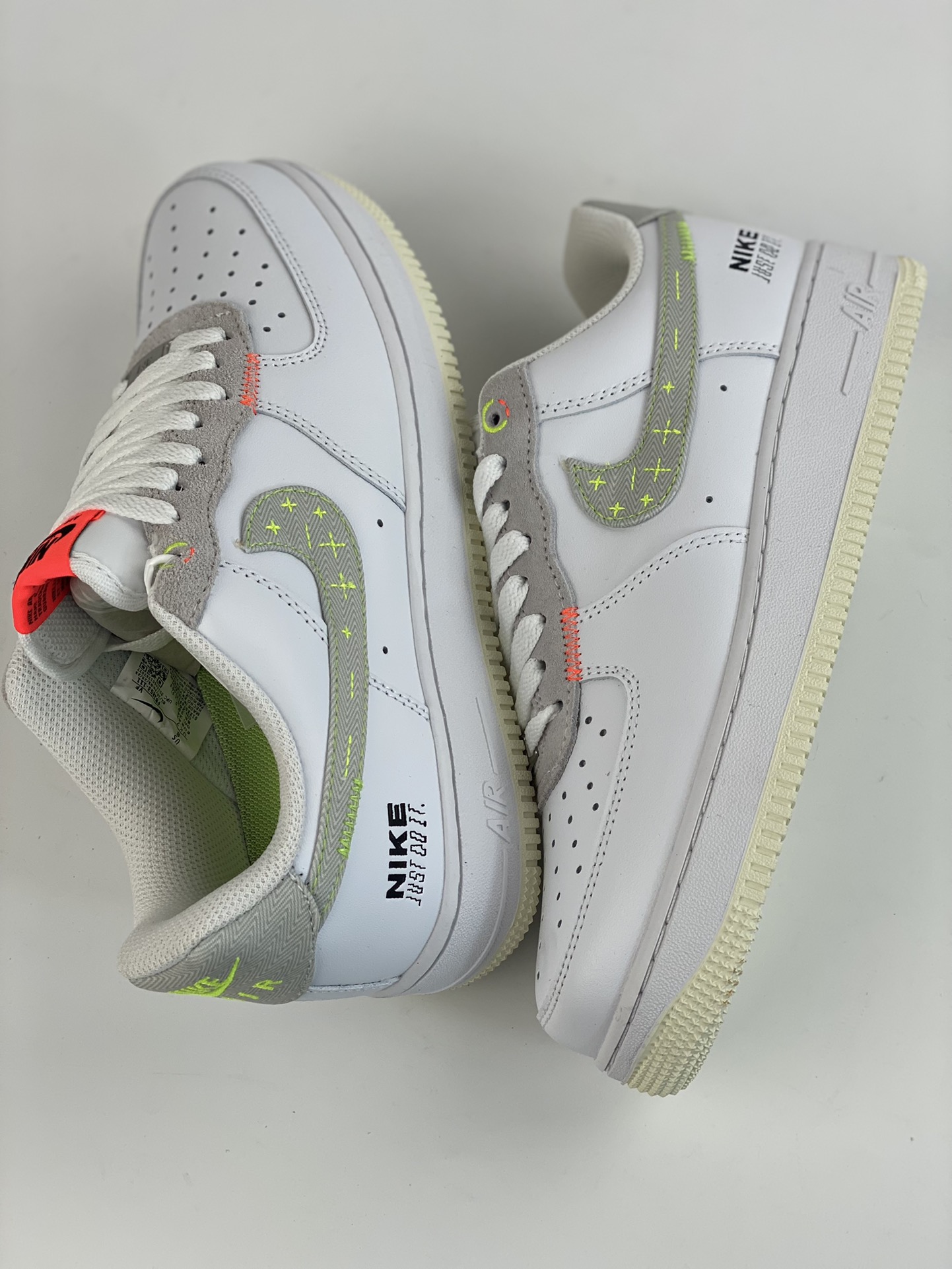 180 Nike Air Force 1 Low 07 白灰 FB1853-111