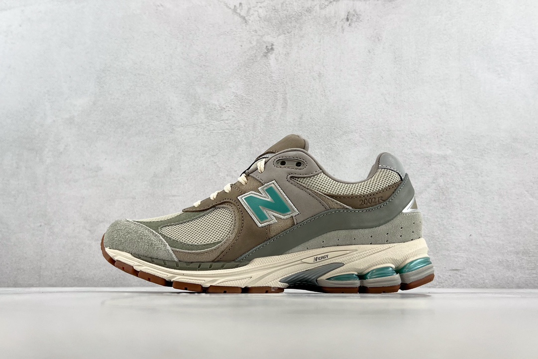 260 Atmos x New Balance NB 2002R ”Oasis”米棕绿 M2002RAM